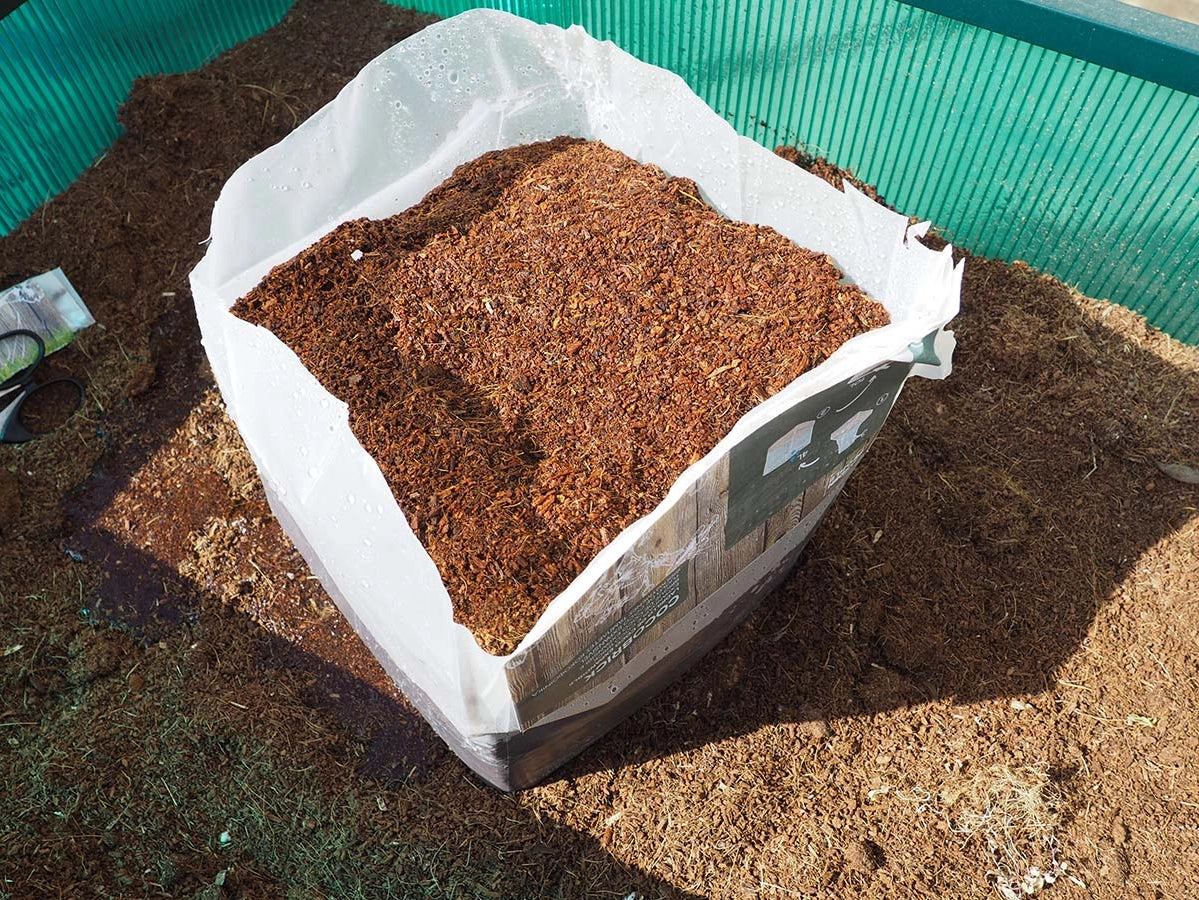 Brique de fibre de coco expansible 10L