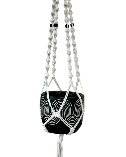 Macramé avec perles noires – Pour pots Ø9 à Ø17 cm – Longueur 100 cm